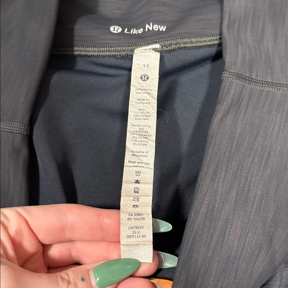 Lululemon Wunder Train High-Rise Short 6" In Heathered Graphite Grey - Picture 2 of 5